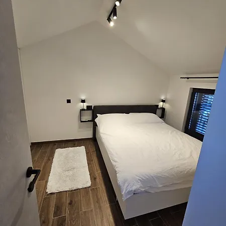 Thetomonina House With Pool Vakantiehuis Split