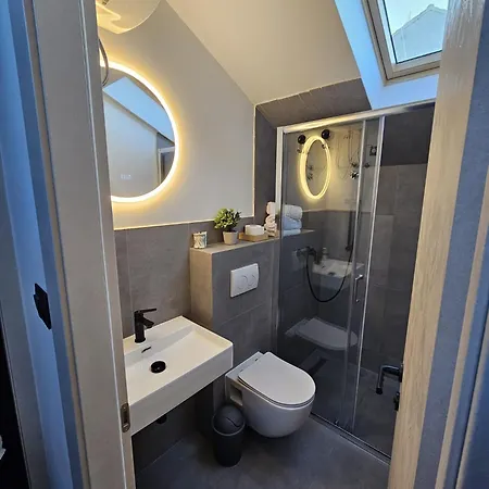 Thetomonina House With Pool