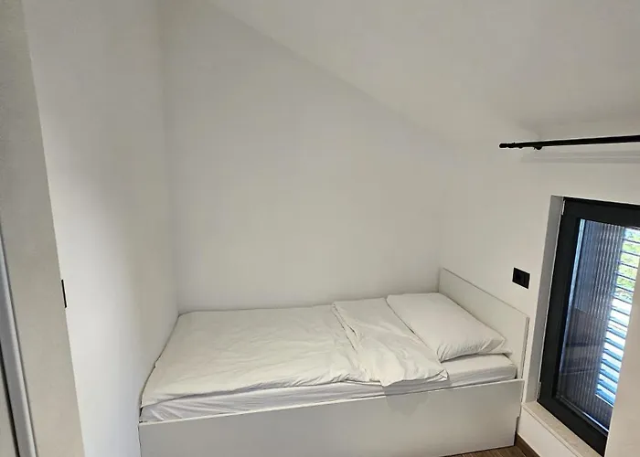 Thetomonina House With Pool Dom wakacyjny Split