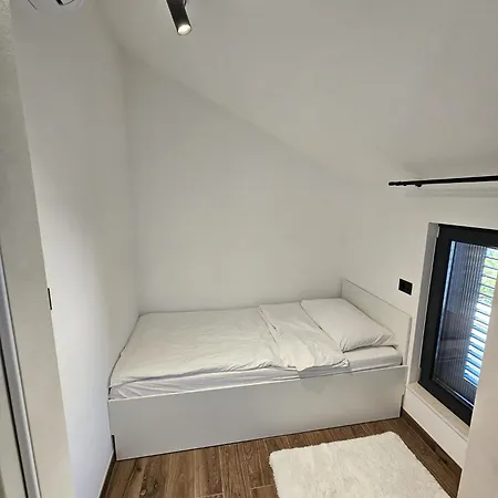 Thetomonina House With Pool 펜션 스플리트